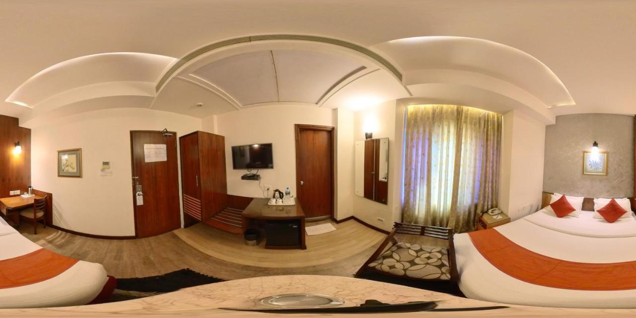 העיר בנגלור Hotel Silicrest מראה חיצוני תמונה