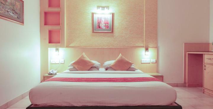 העיר בנגלור Hotel Silicrest מראה חיצוני תמונה