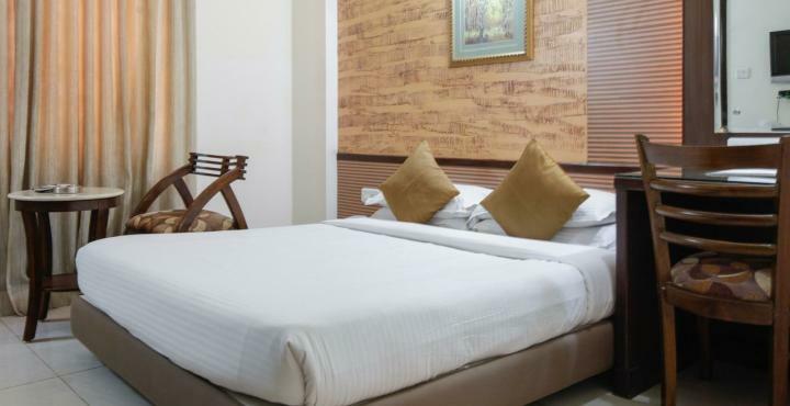 העיר בנגלור Hotel Silicrest מראה חיצוני תמונה