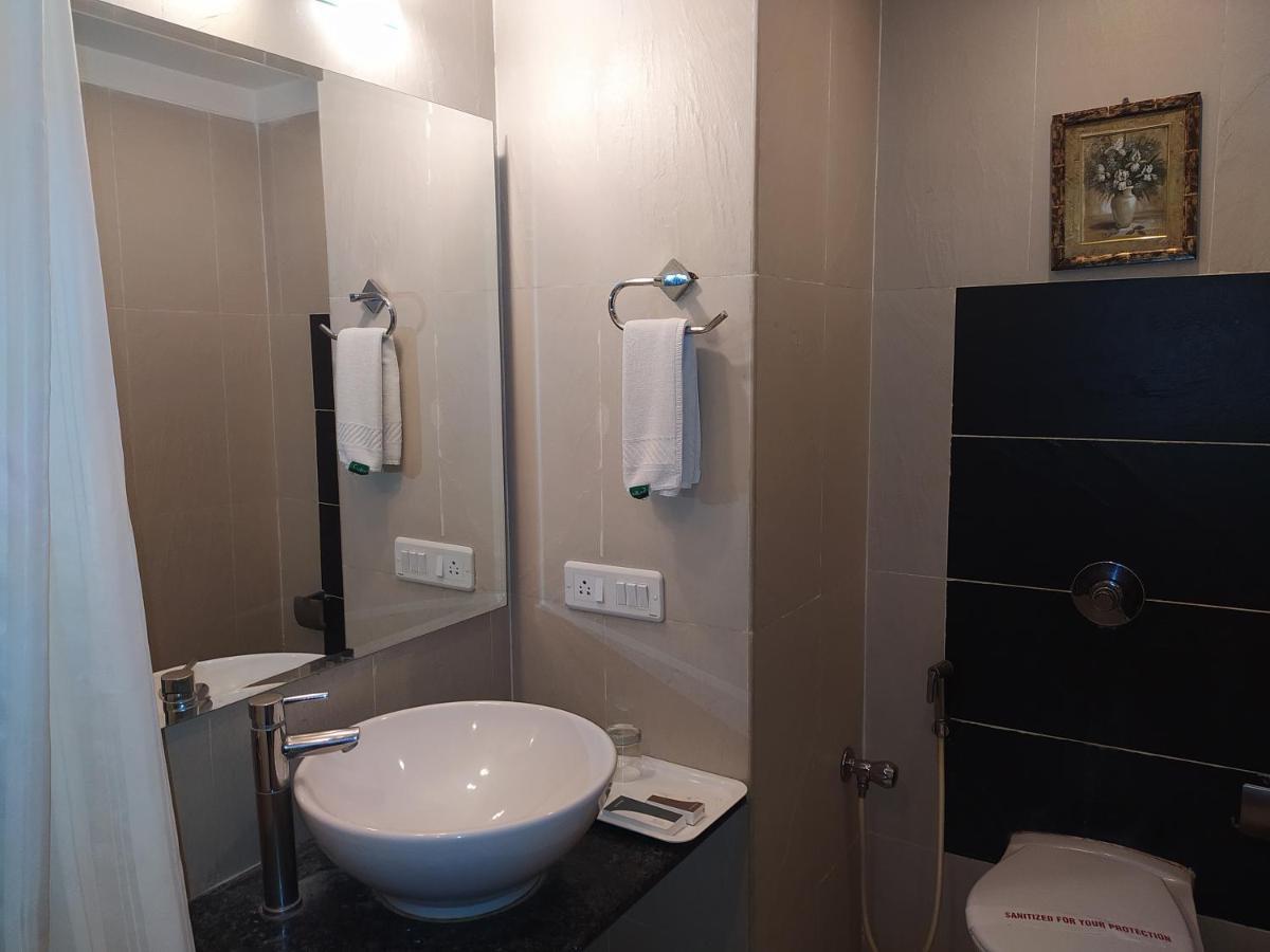 העיר בנגלור Hotel Silicrest מראה חיצוני תמונה